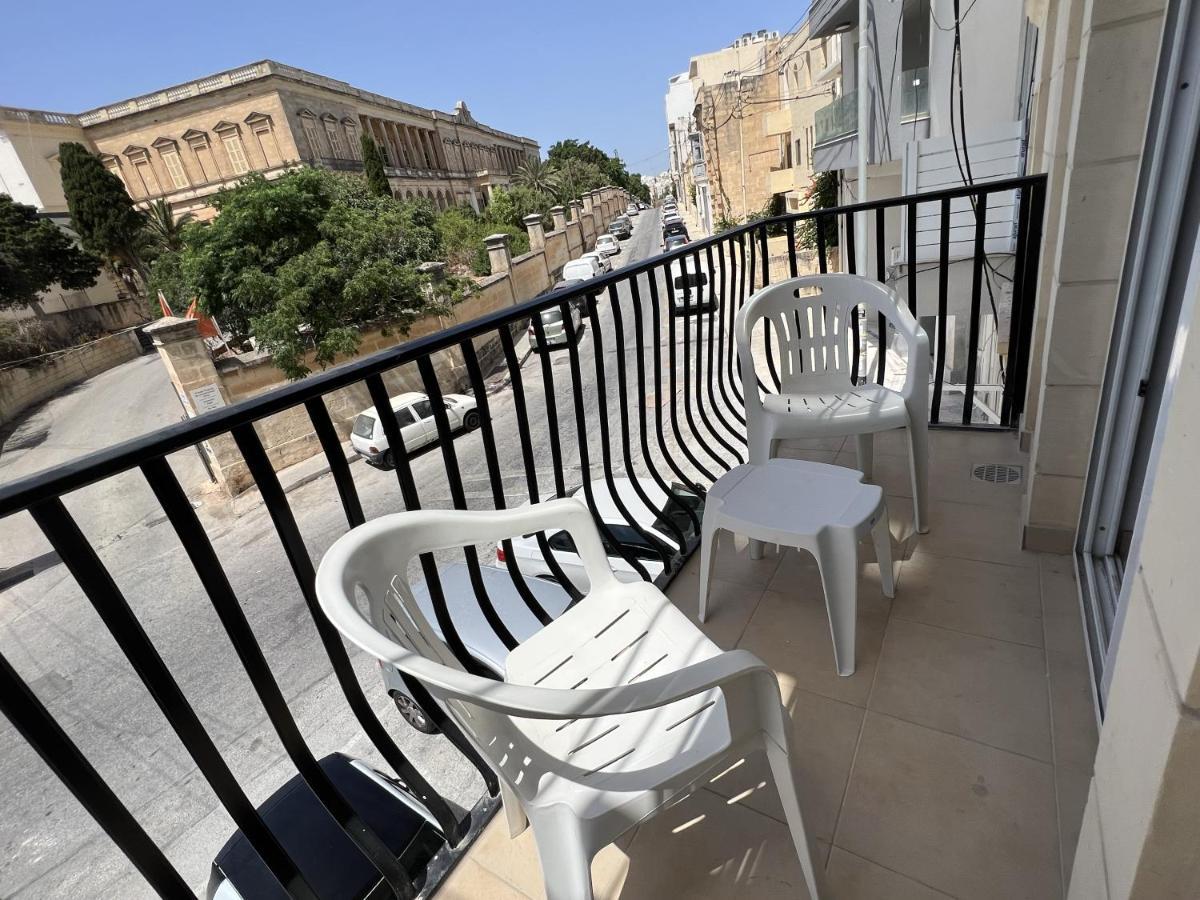 St Julians Smart 2 Bedroom Apartment Сент Джулианс Экстерьер фото