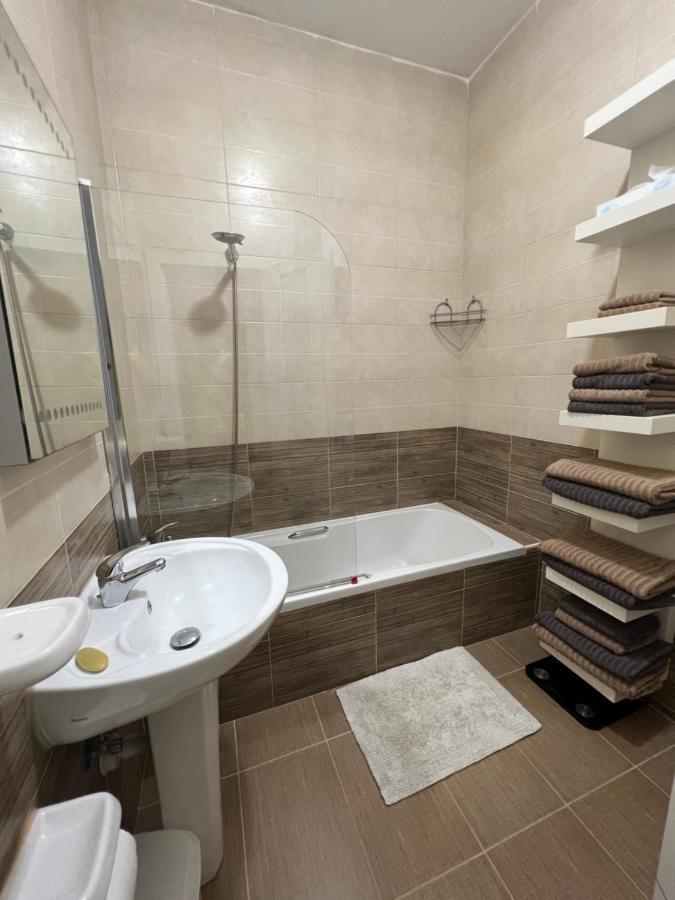 St Julians Smart 2 Bedroom Apartment Сент Джулианс Экстерьер фото